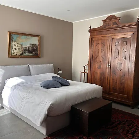 Dimora1848 - Foresteria Lombarda 4* Volta Mantovana